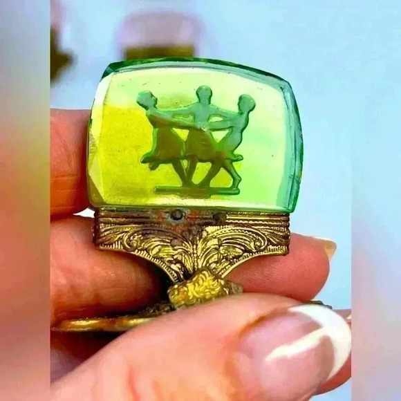 Czechoslovakian Intaglio Glass Place Card Holders Set of 11 Antique Rare - Picture 4 of 6